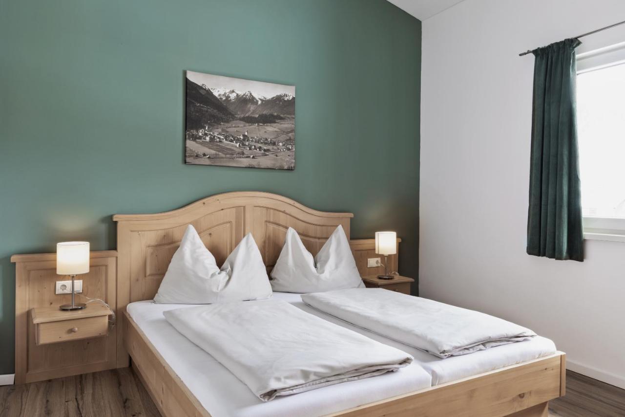 Das Dorf In Der Stadt Schladming Esterno foto