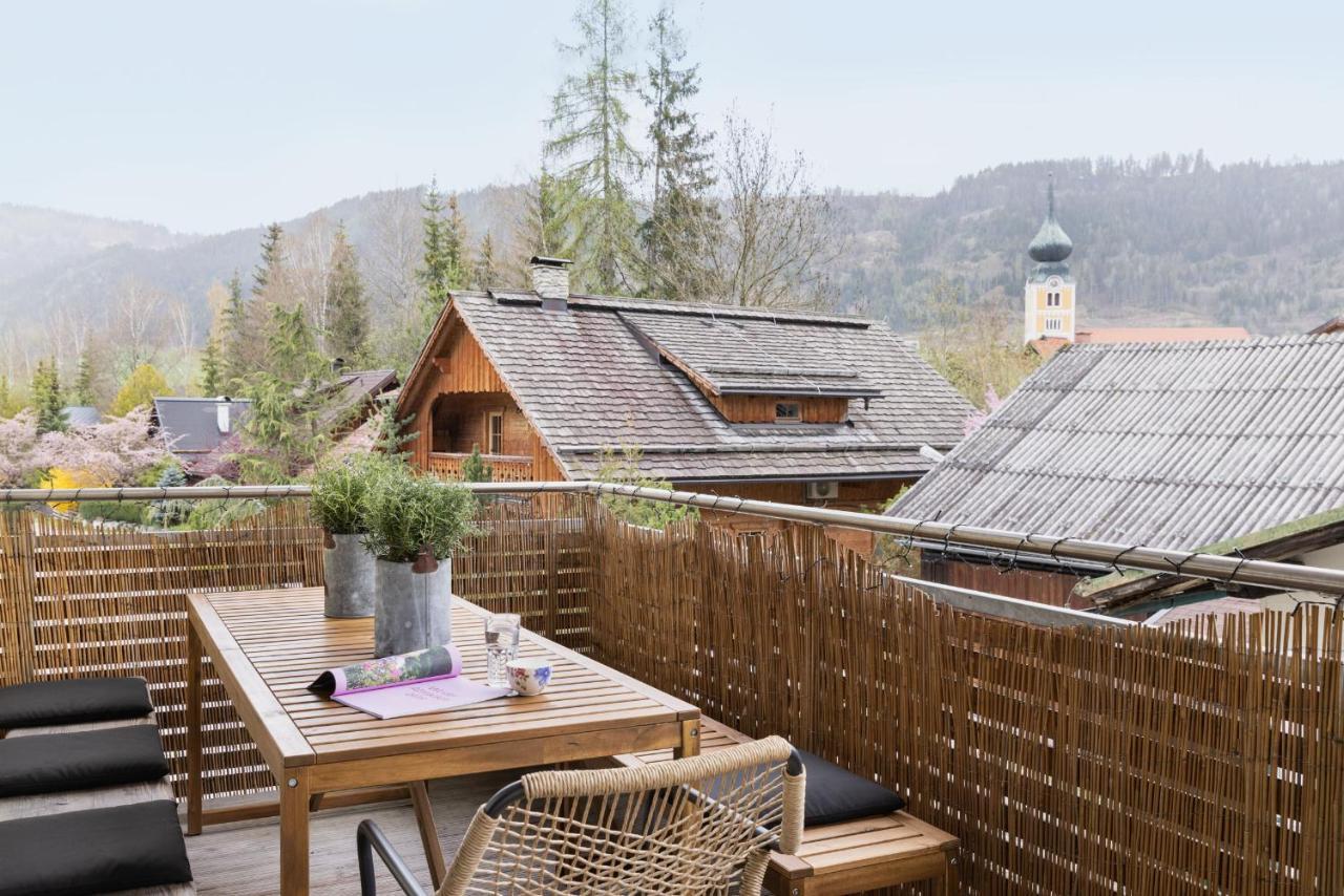 Das Dorf In Der Stadt Schladming Esterno foto